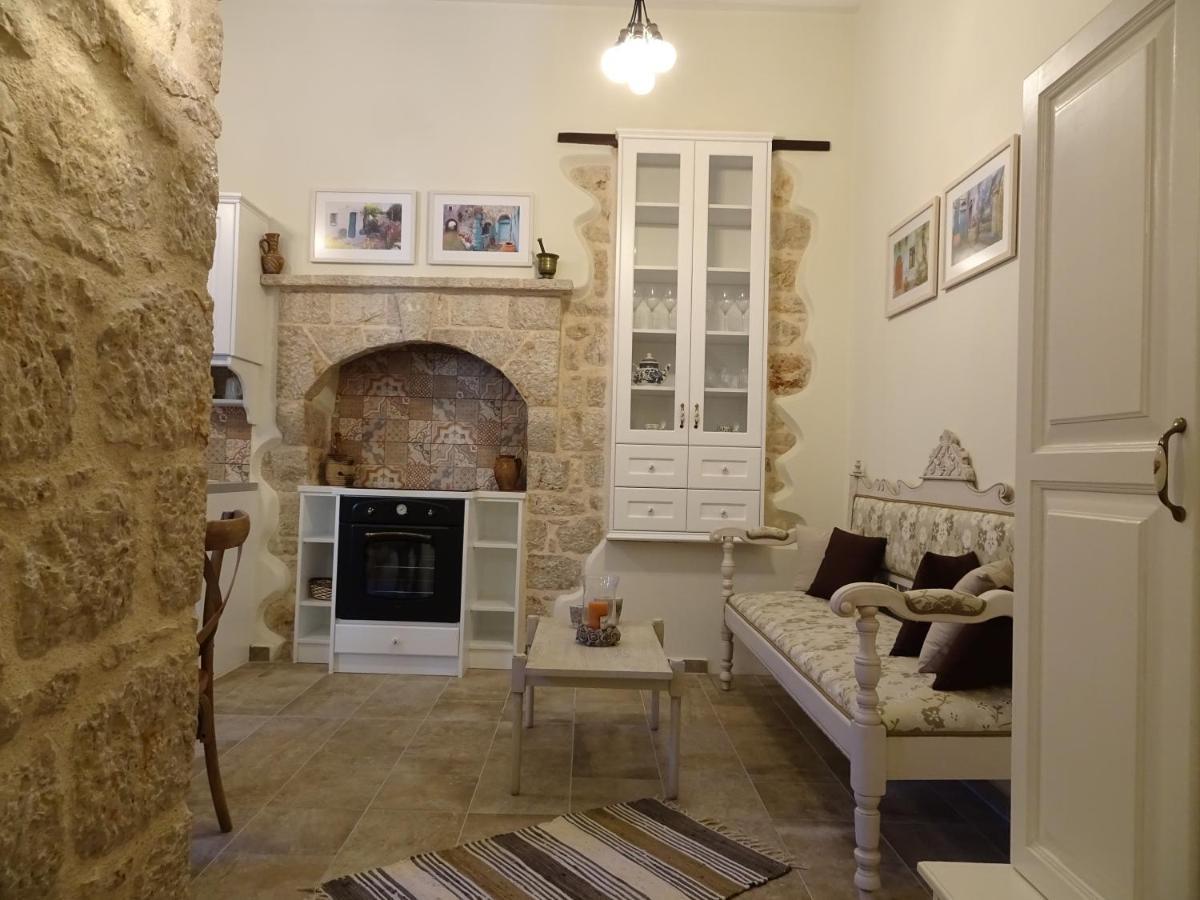 Muse Mese Villa Chalki Town Eksteriør bilde