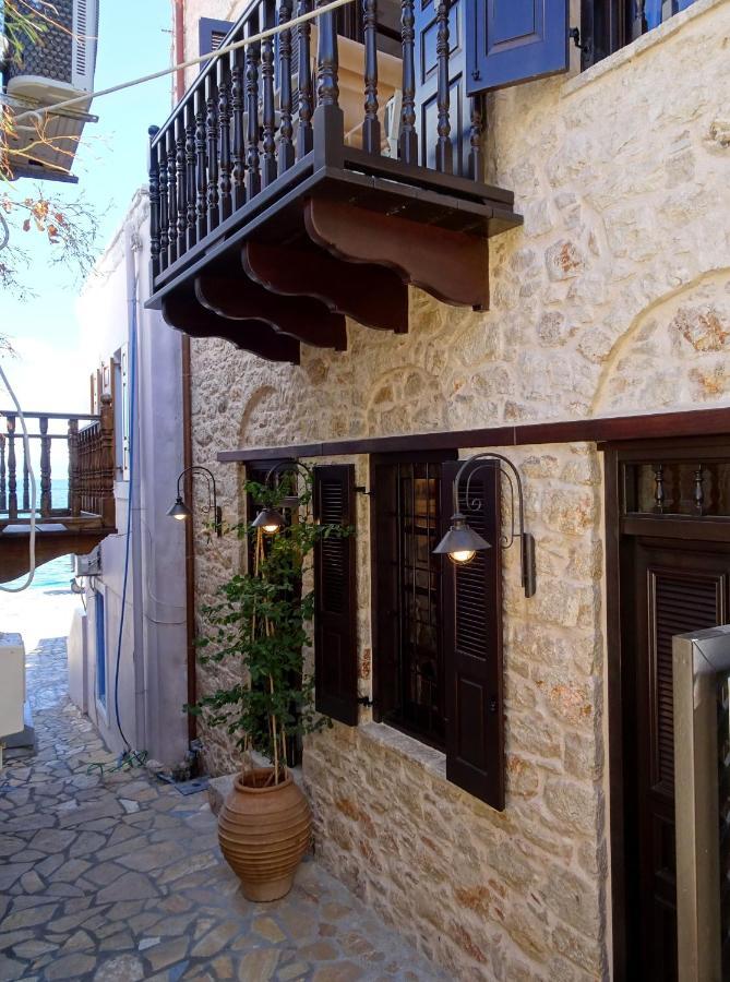 Muse Mese Villa Chalki Town Eksteriør bilde